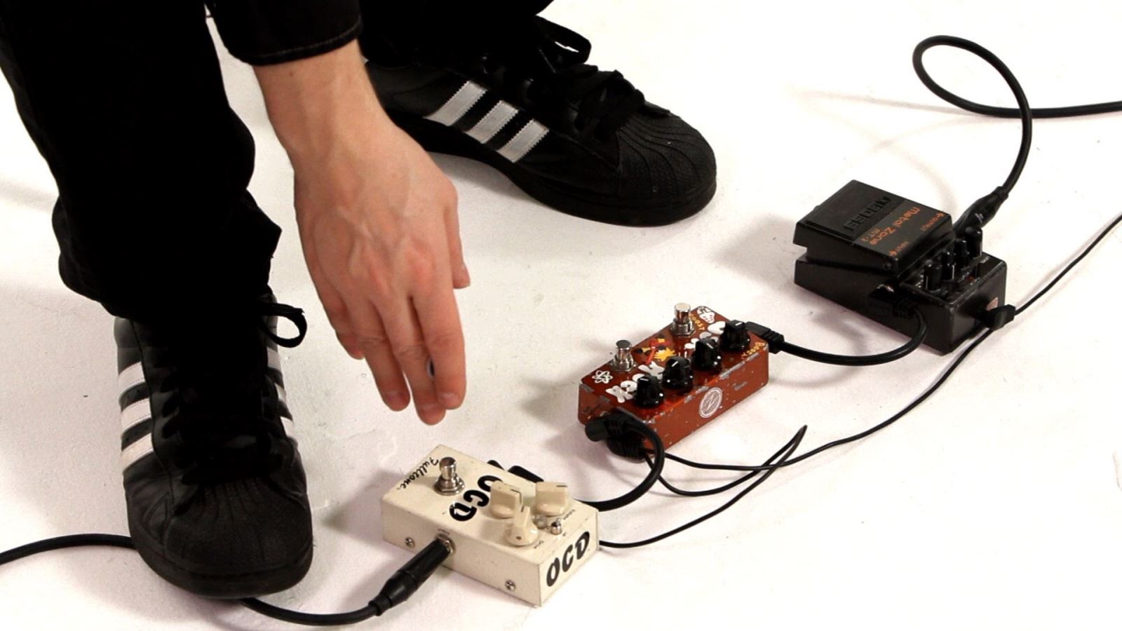 What's the Difference Between a Guitar Fuzz and a Bass Fuzz 